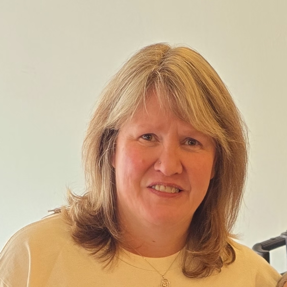 Meet your Posher, Monica
